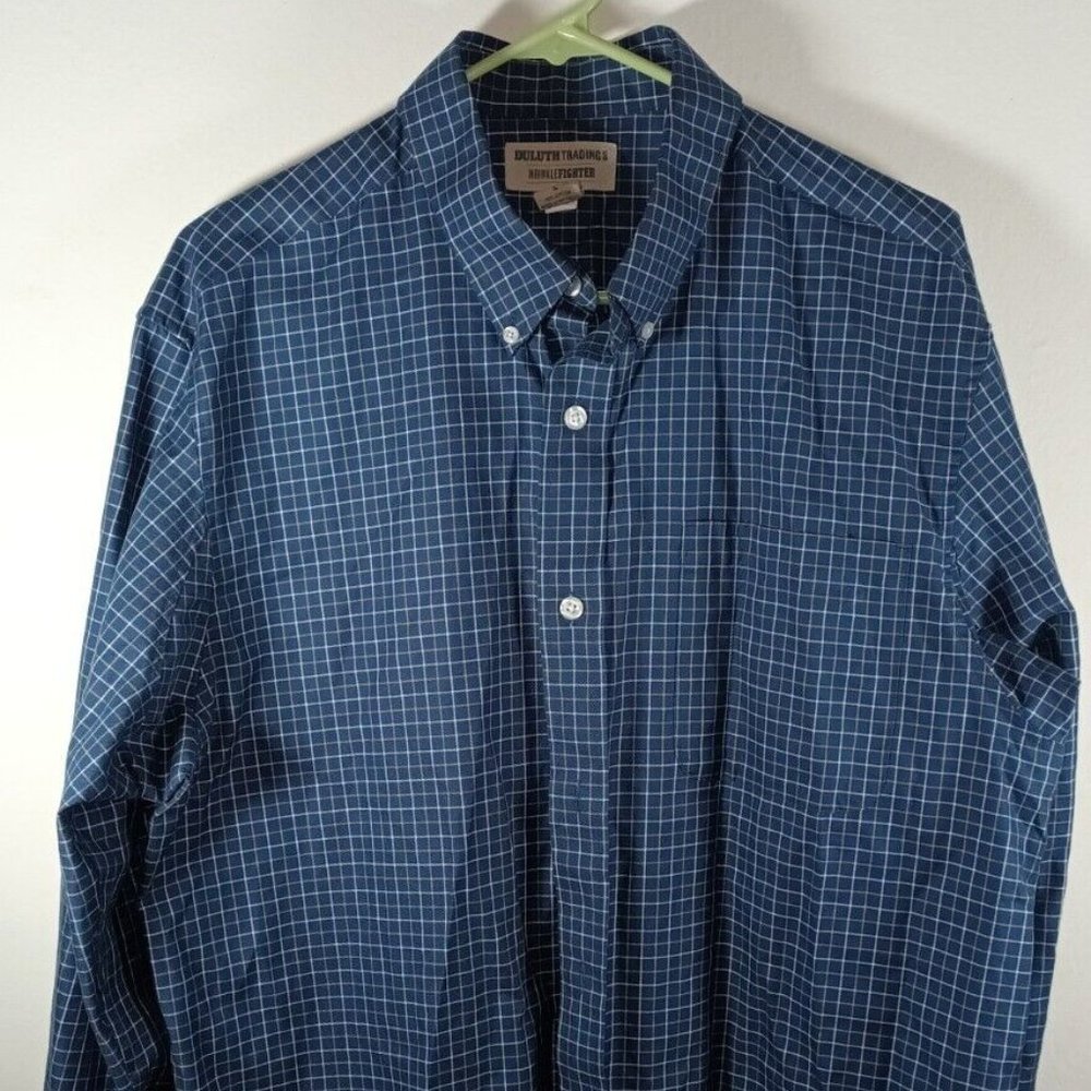 Duluth Trading Co Wrinkle Fighter Blue & White Plaid Long Sleeves Mens Large